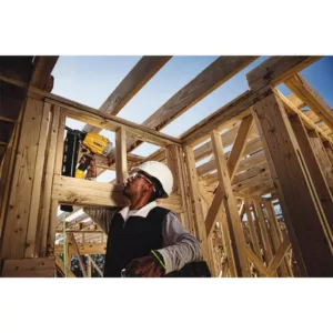DEWALT Pneumatic 21-Degree Collated Framing Nailer with Bonus 3 in. x 0.131 in. Metal Framing Nails (2000-Pack)