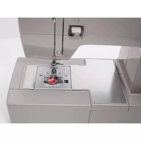 Singer 23-Stitch Sewing Machine