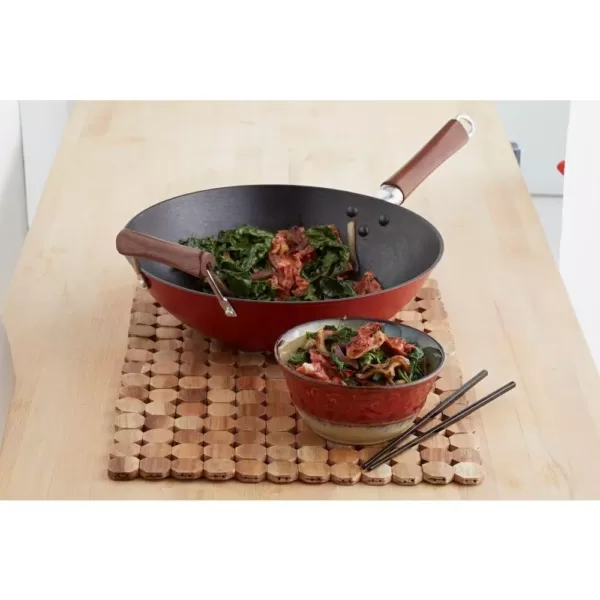 IMUSA Light Cast Iron Pre-Seasoned 14 in. Wok with Wood Handle