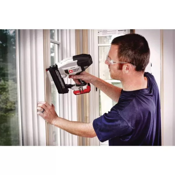 Porter-Cable 20-Volt MAX Lithium-Ion 18-Gauge Cordless Brad Nailer with Battery 1.5 Ah and Charger